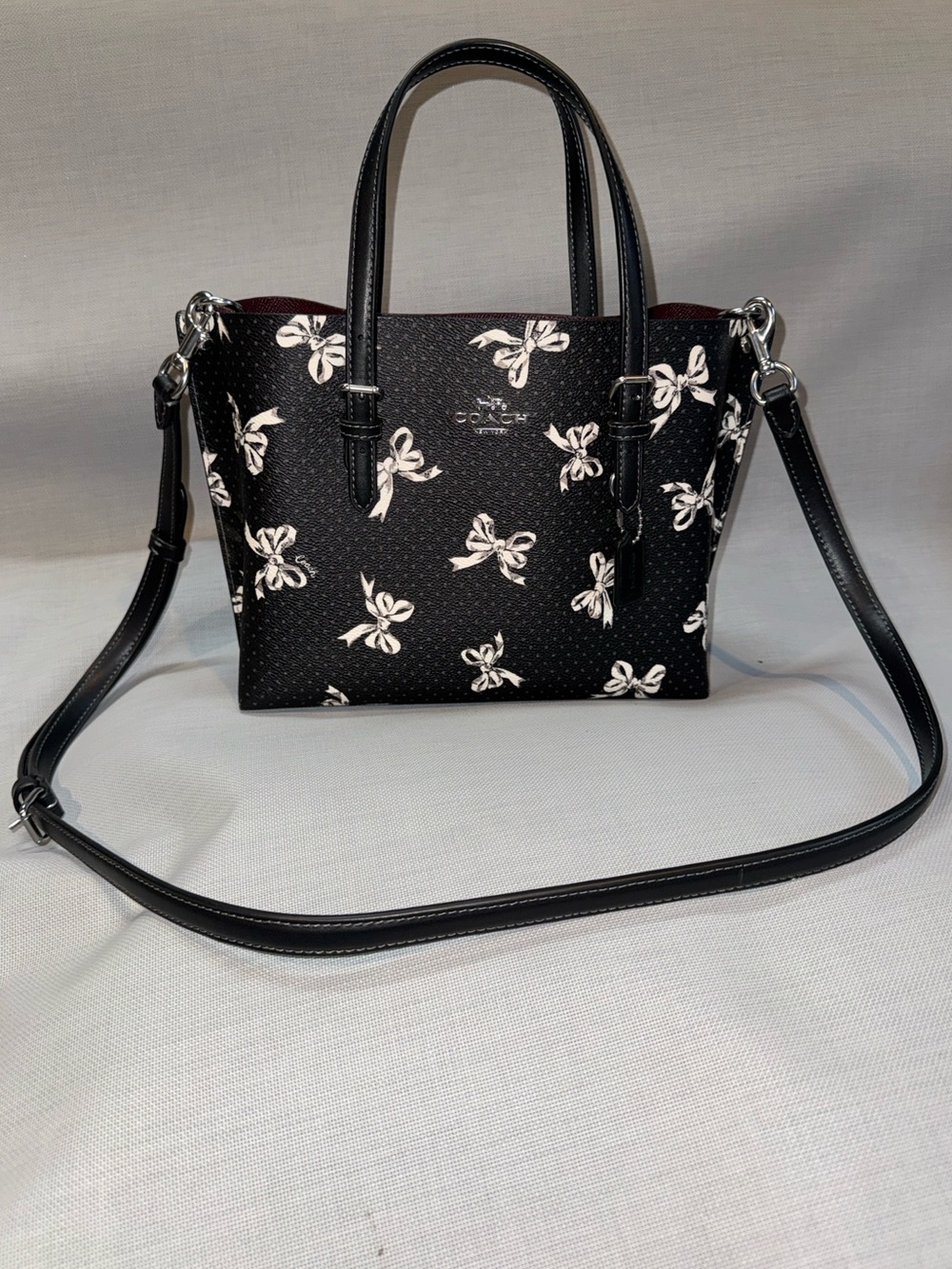 Coach Mollie Tote 25 Bow Print CY648 Black Signature Canvas NWOT Crossbody